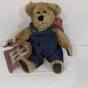 Vintage Boyds Bears Delbert with quilt collectible accent plush 1997